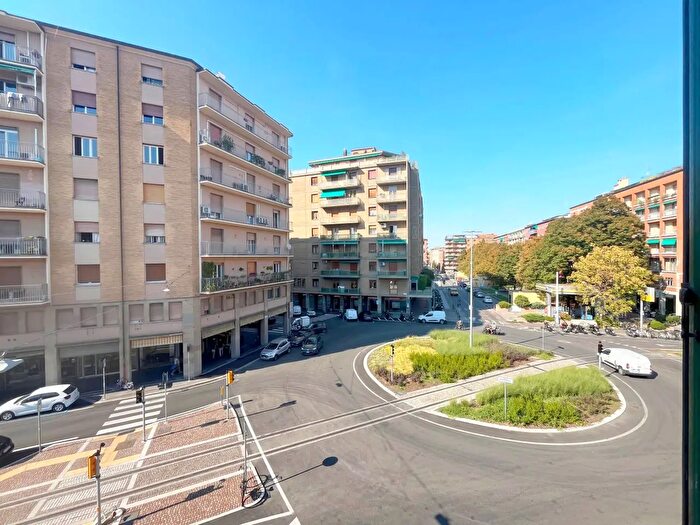 Appartamento trilocale in affitto in Bologna