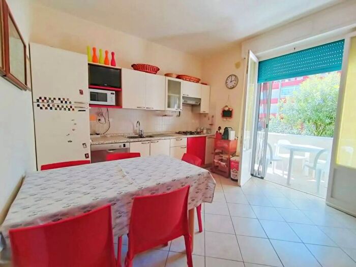 Appartamento trilocale in affitto in Via Don Bigi, Ovest Campi Alti, Follonica