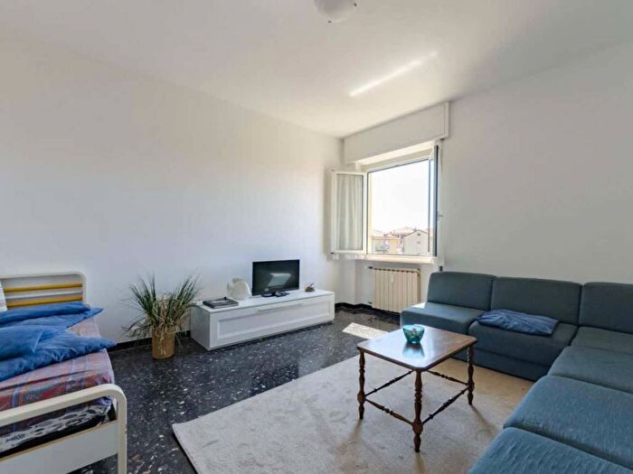 Appartamento trilocale in affitto in Via Giovanni Caboto, Centro, Sestri Levante