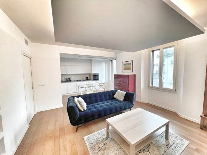 Appartamento trilocale in affitto in Viale Monte Nero, Montenero, Milano