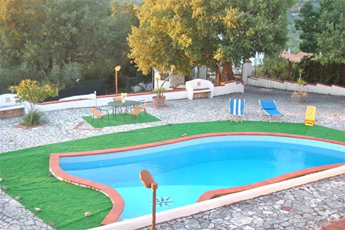 Casa quadrilocale in vendita in Itri