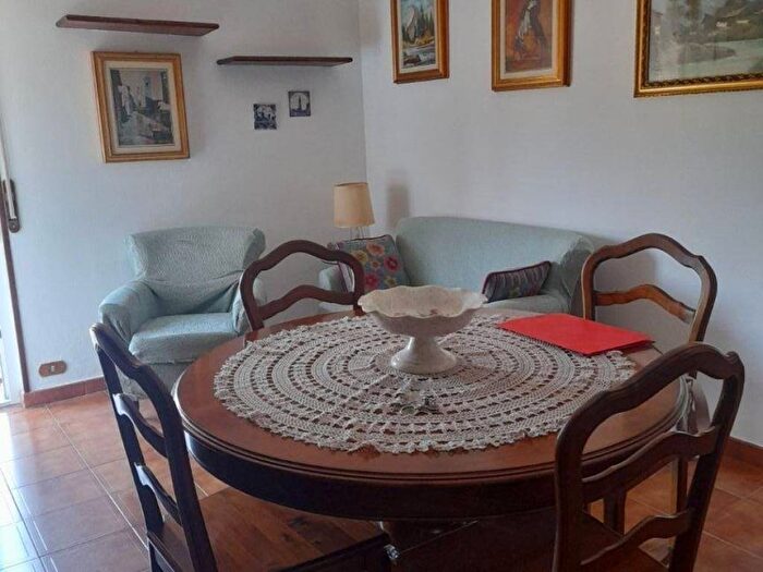 Appartamento trilocale in affitto in Via Pompeo Mariani, Cederna, Monza