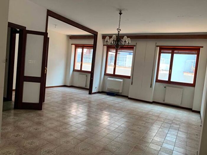 Appartamento quadrilocale in vendita in Viale Unità dItalia, Formia