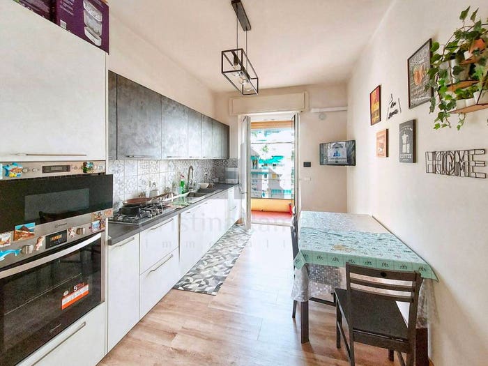 Appartamento bilocale in affitto in Via Fabio Garelli, Pegli, Genova