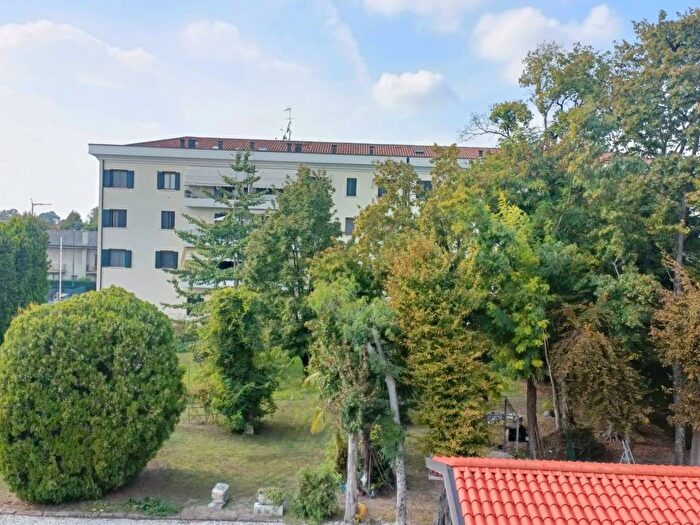 Appartamento trilocale in affitto in Via Cesare Battisti, Centro, Salzano