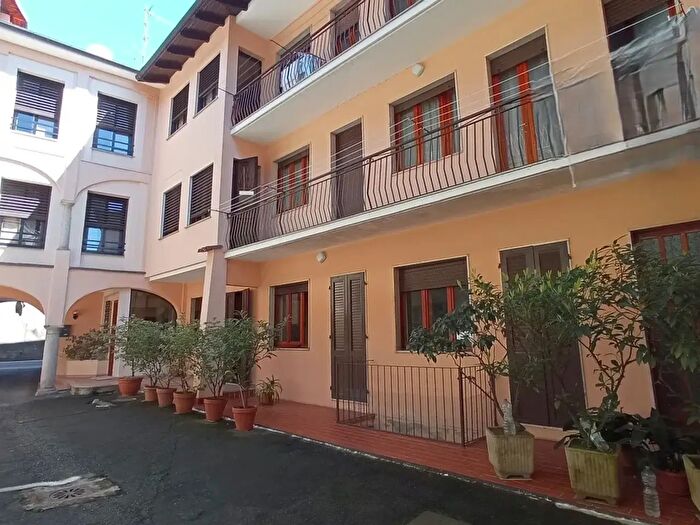 Appartamento trilocale in vendita in Via Vittorio Emanuele II, Maggiora