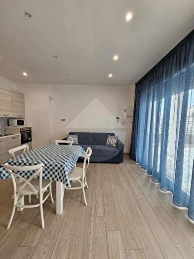 Appartamento trilocale in affitto in Minturno