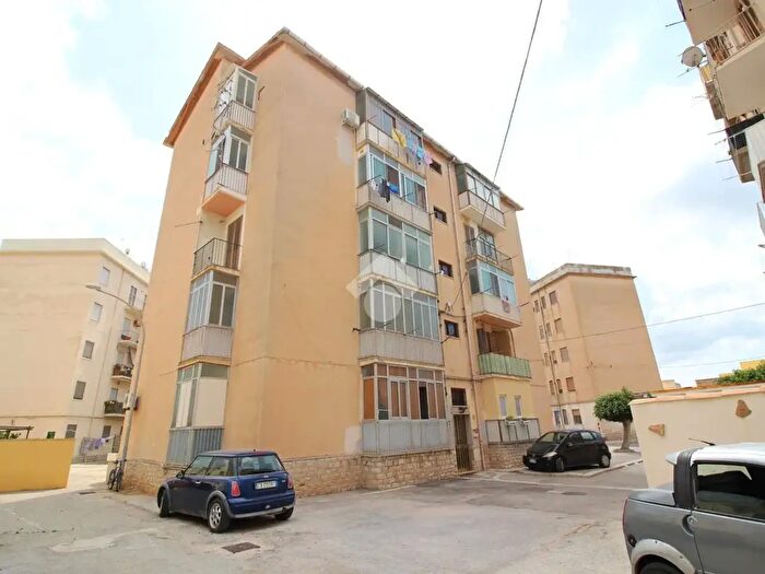 Appartamento quadrilocale in vendita in Via Ciullo dAlcamo, Erice