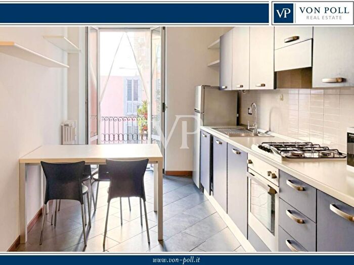 Appartamento trilocale in affitto in Viale Bligny, Bocconi, Milano