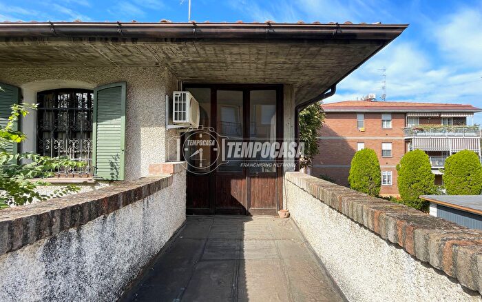 Case in Vendita e in Affitto - 3