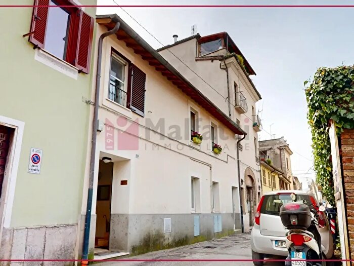 Appartamento trilocale in vendita in Rieti