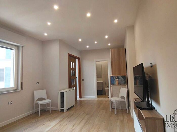 Appartamento monolocale in affitto in Arenella, Napoli