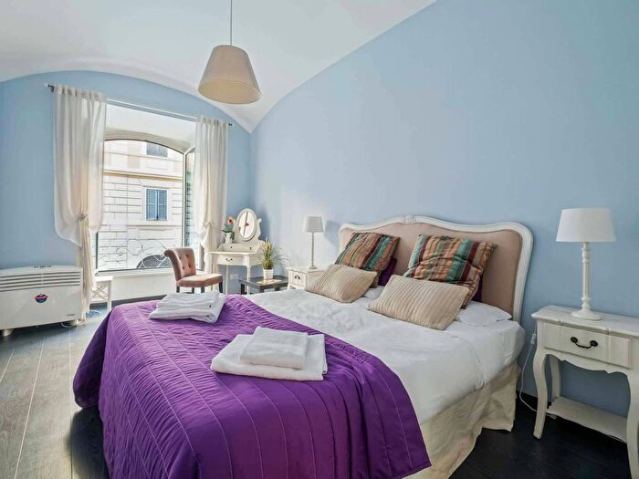 Appartamento quadrilocale in affitto in Via Merulana, Colle Oppio, Roma