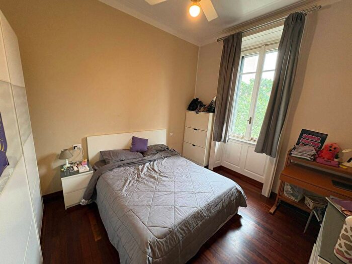 Appartamento trilocale in affitto in Via Eugenio Carpi, Casoretto, Milano
