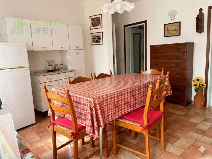 Casa trilocale in vendita in Valli Del Pasubio