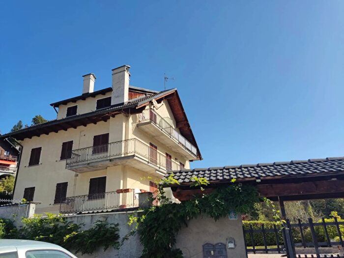 Appartamento trilocale in vendita in Craveggia, Craveggia