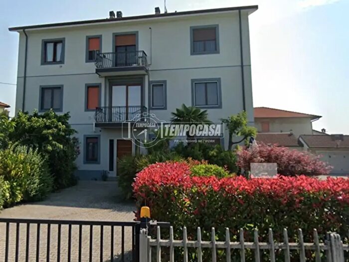 Appartamento trilocale in vendita in Via IV Novembre, Bariano