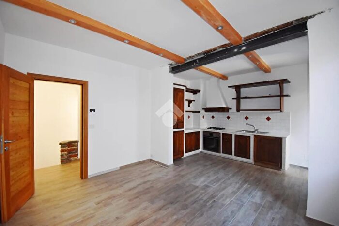 Appartamento quadrilocale in affitto in Via Quattro Martiri, Ivrea