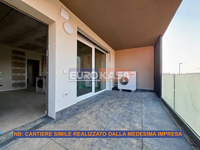 Appartamento trilocale in vendita in Via Konrad, Osio Sopra