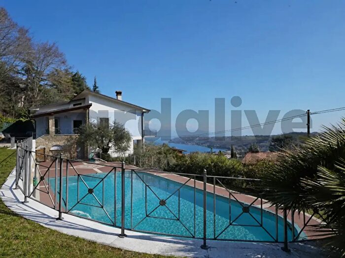 Casa quadrilocale in vendita in Via Bocca di Croce, Salo'