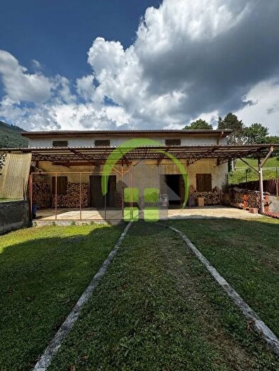 Casa con 5 locali in vendita in Gandino