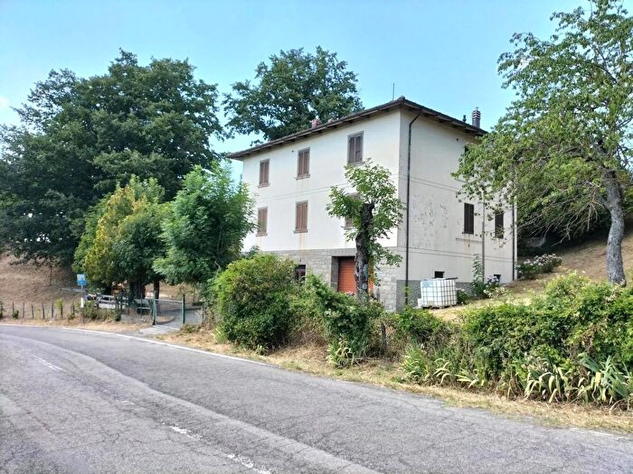 Appartamento trilocale in vendita in Via Toscana San Benedetto Val di Sambro, San Benedetto Val Di Sambro