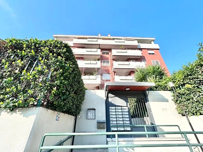 Appartamento quadrilocale in vendita in Via Bruno De Finetti, Roma