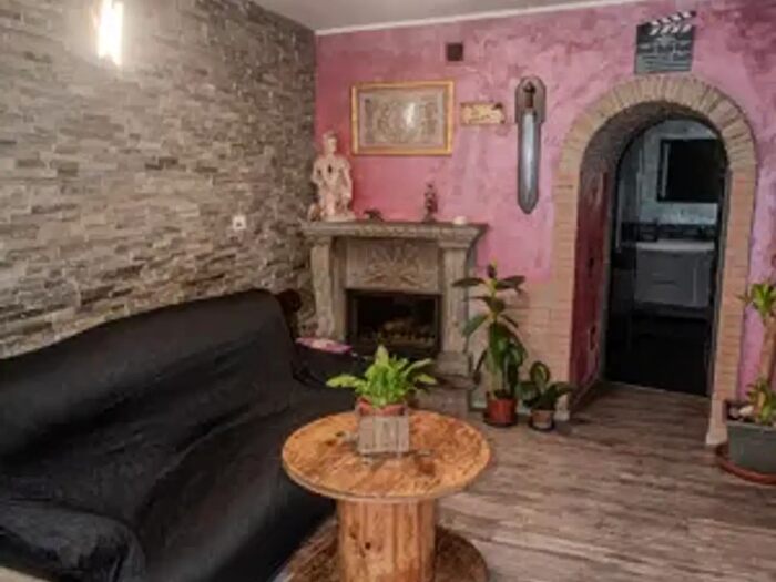 Casa con 5 locali in vendita in Via Piedisole, Vignanello
