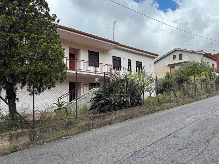 Appartamento con 5 locali in vendita in Messina