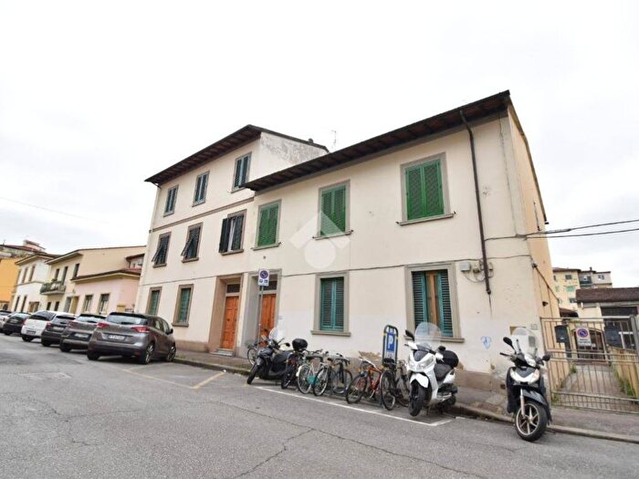 Appartamento bilocale in affitto in Via del Bandino, Gavinana, Firenze