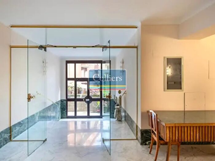 Appartamento trilocale in vendita in Viale Pantelleria, Roma
