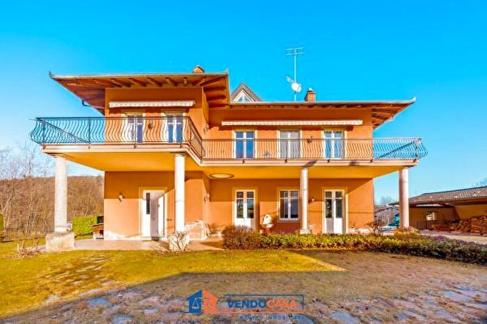 Case in Vendita e in Affitto - 2