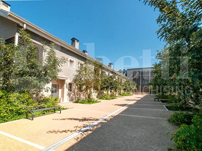 Casa quadrilocale in vendita in Via di Generosa, Roma