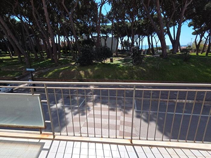 Appartamento quadrilocale in affitto in Via Arturo Toscanini, Zona Nuova Pratoranieri, Follonica