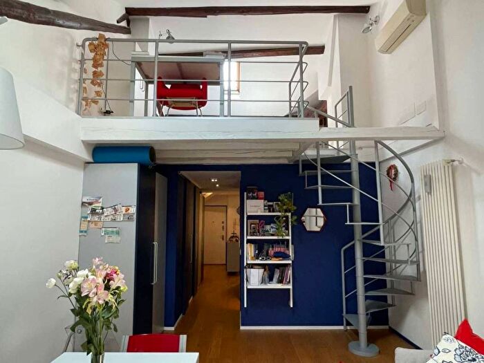 Appartamento bilocale in affitto in Via Rosolino Pilo, Porta Venezia, Milano