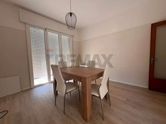 Appartamento con 5 locali in affitto in Padova