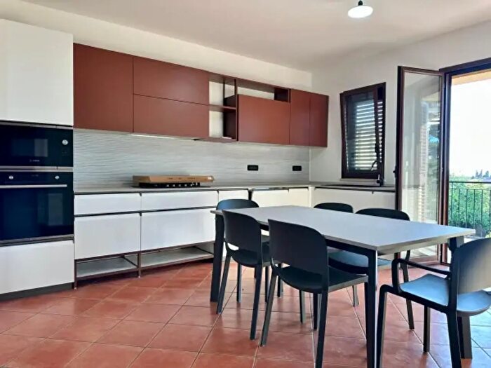 Appartamento con 6 locali in vendita in Contrada Tina, Meri