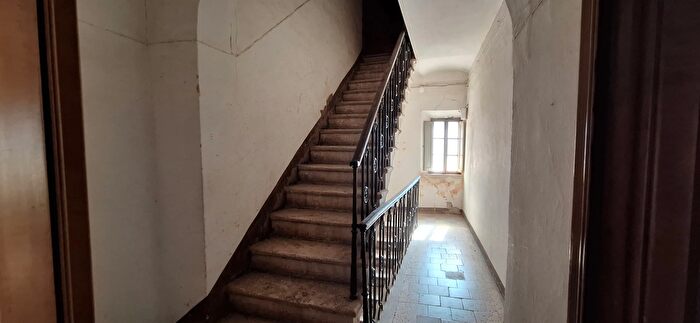 Appartamento con 5 locali in vendita in Via Subborgo Garibaldi, Rapolano Terme