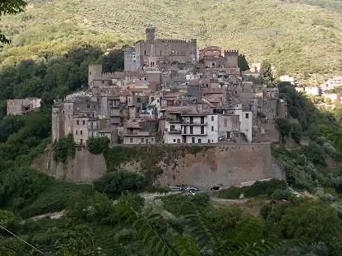Casa quadrilocale in vendita in San Gregorio Da Sassola