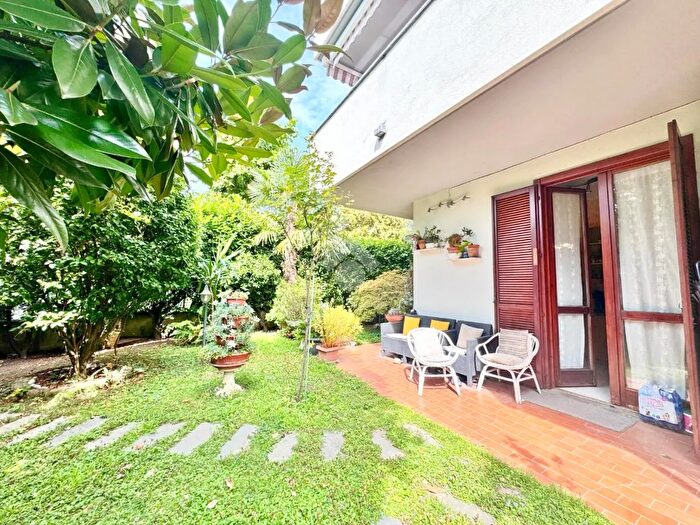 Appartamento trilocale in vendita in Via Bolsena, Seregno