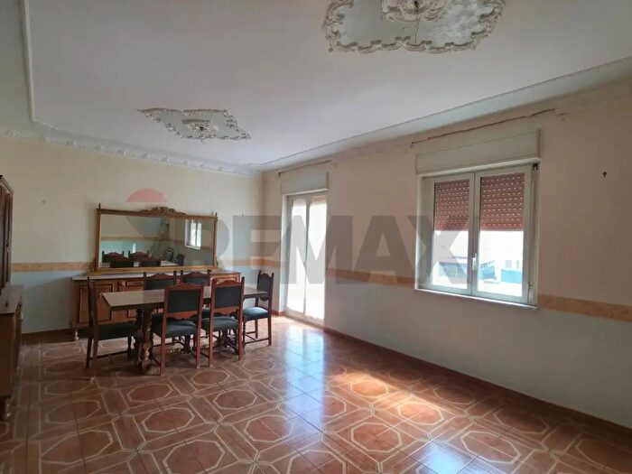 Appartamento con 5 locali in vendita in Palermo