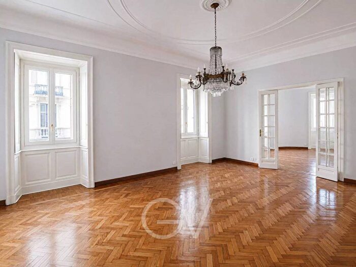 Appartamento con 5 locali in affitto in Via Enrico Besana, Guastalla, Milano