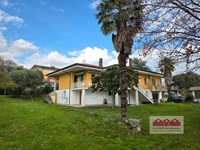 Casa con 5 locali in vendita in Via Tiepolo, Aviano
