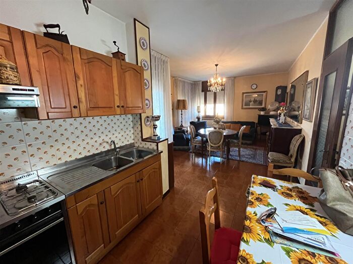 Appartamento con 5 locali in vendita in Via Marco Polo, Cavarzere