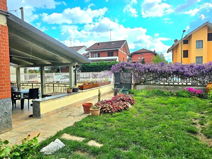 Casa quadrilocale in vendita in Via Cimabue, San Benigno Canavese