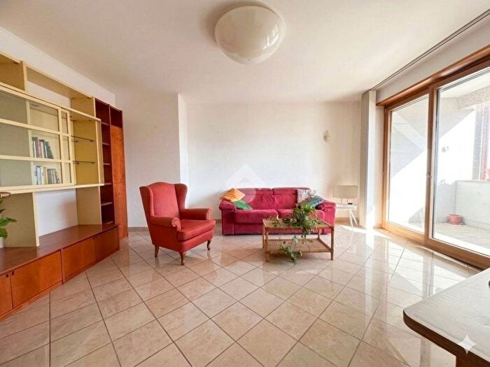 Appartamento quadrilocale in affitto in Viale S Bartolomeo, Canaletto, La Spezia