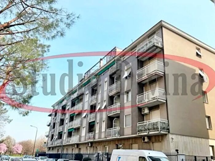 Appartamento bilocale in affitto in Via Antonio Martinazzoli, Milano