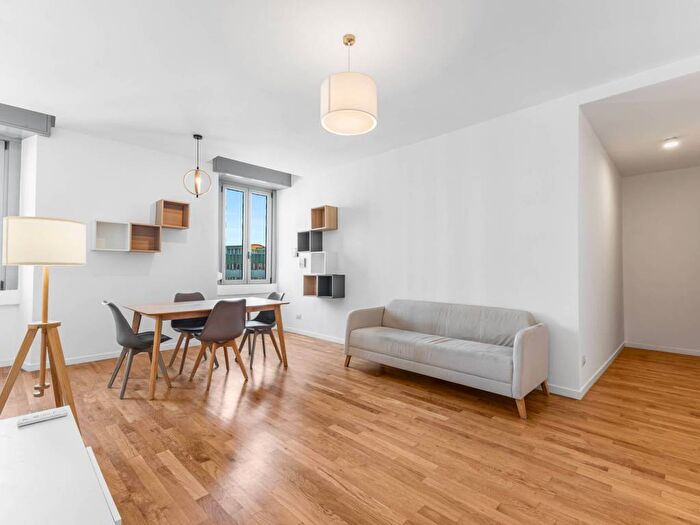 Appartamento trilocale in affitto in Viale Monza, Gorla, Milano