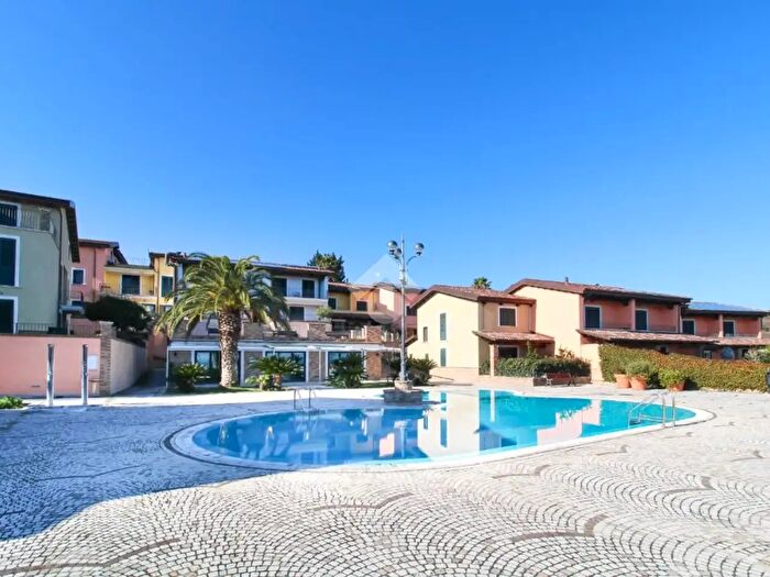 Appartamento trilocale in vendita in Via Panoramica, Tortoreto