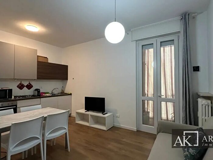 Appartamento trilocale in affitto in Corso della Vittoria, Novara
